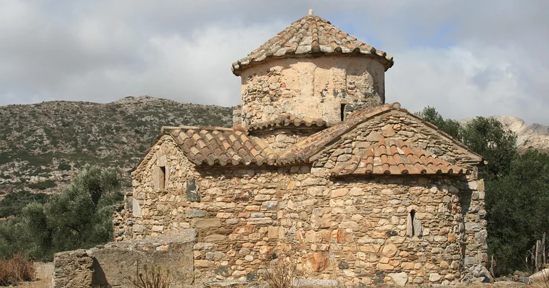 Wo liegt Paros? Lage, Anreise und die beste Art, anzukommen